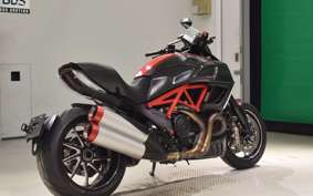 DUCATI DIAVEL Carbon 2011