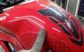 DUCATI STREETFIGHTER V4 S 2021