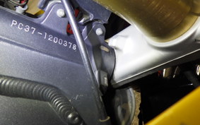 HONDA CBR600RR GEN 2 2006 PC37