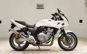 HONDA CB400 SUPER BOLDOR VTEC A 2009 NC42