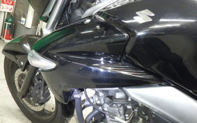SUZUKI GSR250 2005