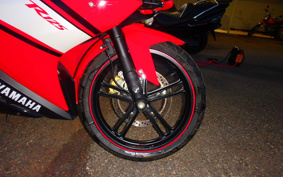 YAMAHA YZF-R125 RE06
