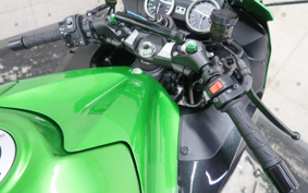 KAWASAKI NINJA ZX-14R ABS 2015 ZXT40E