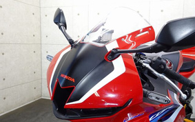 HONDA CBR600RR 2020 PC40