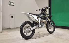 TRIUMPH TF450X