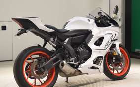 YAMAHA YZF-R7 2024 RM39J