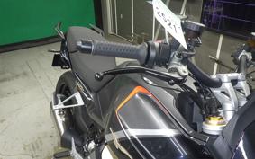 MOTO GUZZI V100マンデッロS 2023