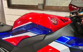 HONDA CBR1000RR-R FB SP 2022 SC82