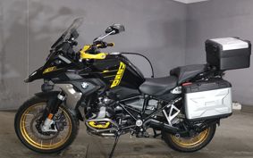 BMW R1250GS 0M01