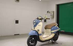 YAMAHA VINO 50 Gen.4 2004 AY02