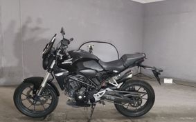 HONDA CB250R MC52