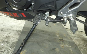 SUZUKI GSX250 R