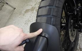 HUSQVARNA SVARTPILEN 401 2022