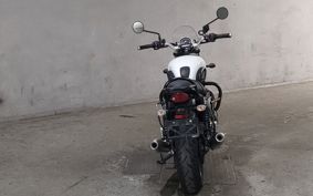 TRIUMPH TRIUMPH  STREET  TWIN 900 DAD74G
