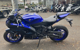 YAMAHA YZF-R7 2023 RM39J