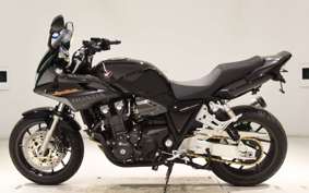 HONDA CB1300SB SUPER BOLDOR 2025 SC54