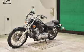 YAMAHA DRAGSTAR 250 VG02J