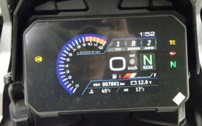 SUZUKI Vｽﾄﾛｰﾑ1050DE 2025 EF11M