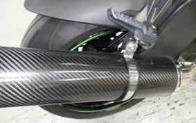 KAWASAKI ZX 10 NINJA R 2010