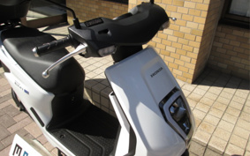 HONDA EM1 e: EF16