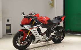 YAMAHA YZF-R1 2016