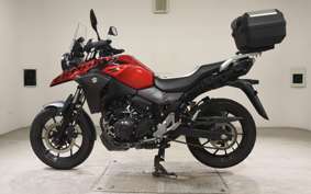 SUZUKI Vｽﾄﾛｰﾑ250