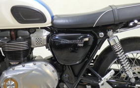 TRIUMPH BONNEVILLE T100 2017 DAD70G