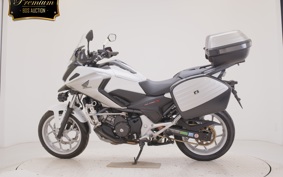 HONDA NC750X 2016 RC90