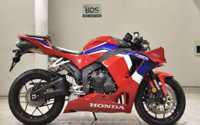 HONDA CBR600RR 2021 PC40