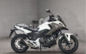 HONDA NC750X DCT 2020 RC90