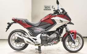 HONDA NC750X A 2017 RC90