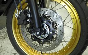 SUZUKI Vｽﾄﾛｰﾑ650XTA 2026 C733M