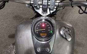 HONDA SHADOW 400 SLASHER 2000 NC40