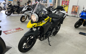 SUZUKI STROM 250 DS11A
