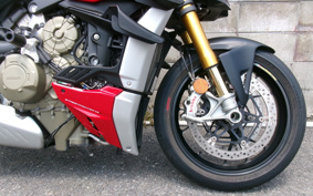 DUCATI  DUCATI  STREET  FIGHTER V4S 2021 1F00