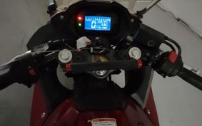 SUZUKI GSX250 R DN11A