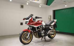 HONDA CB1300SB SUPER BOLDOR A 2005 SC54
