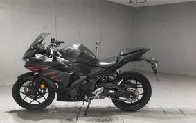 YAMAHA YZF-R25 RG10J
