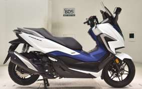 HONDA FORZA 250 MF15