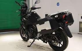 SUZUKI Vｽﾄﾛｰﾑ250A