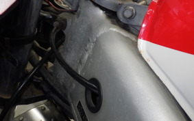YAMAHA FZR250 R 2002 3LN