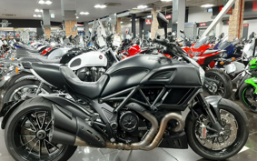 DUCATI DIAVEL DARK 2014