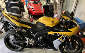 YAMAHA YZF-R1 2006 RN15