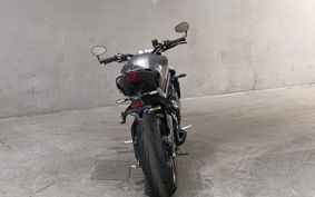TRIUMPH STREET TRIPLE RS 2024 HDA614