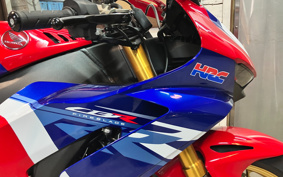 HONDA CBR1000RR-R FB SP 2023 SC82