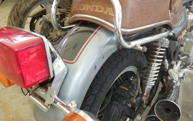 HONDA CB750 CUSTOM RC04