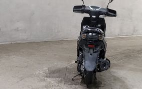 SUZUKI SU WISH LTD DV12B