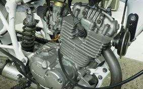 SUZUKI DJEBEL 200 (DR200SE)