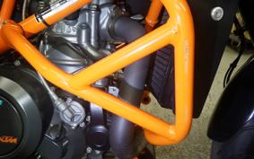 KTM 690 DUKE R 2014