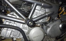 HONDA VTR 250 2013 MC33